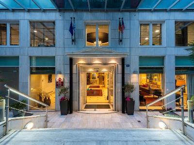 Hotel Western Embassy