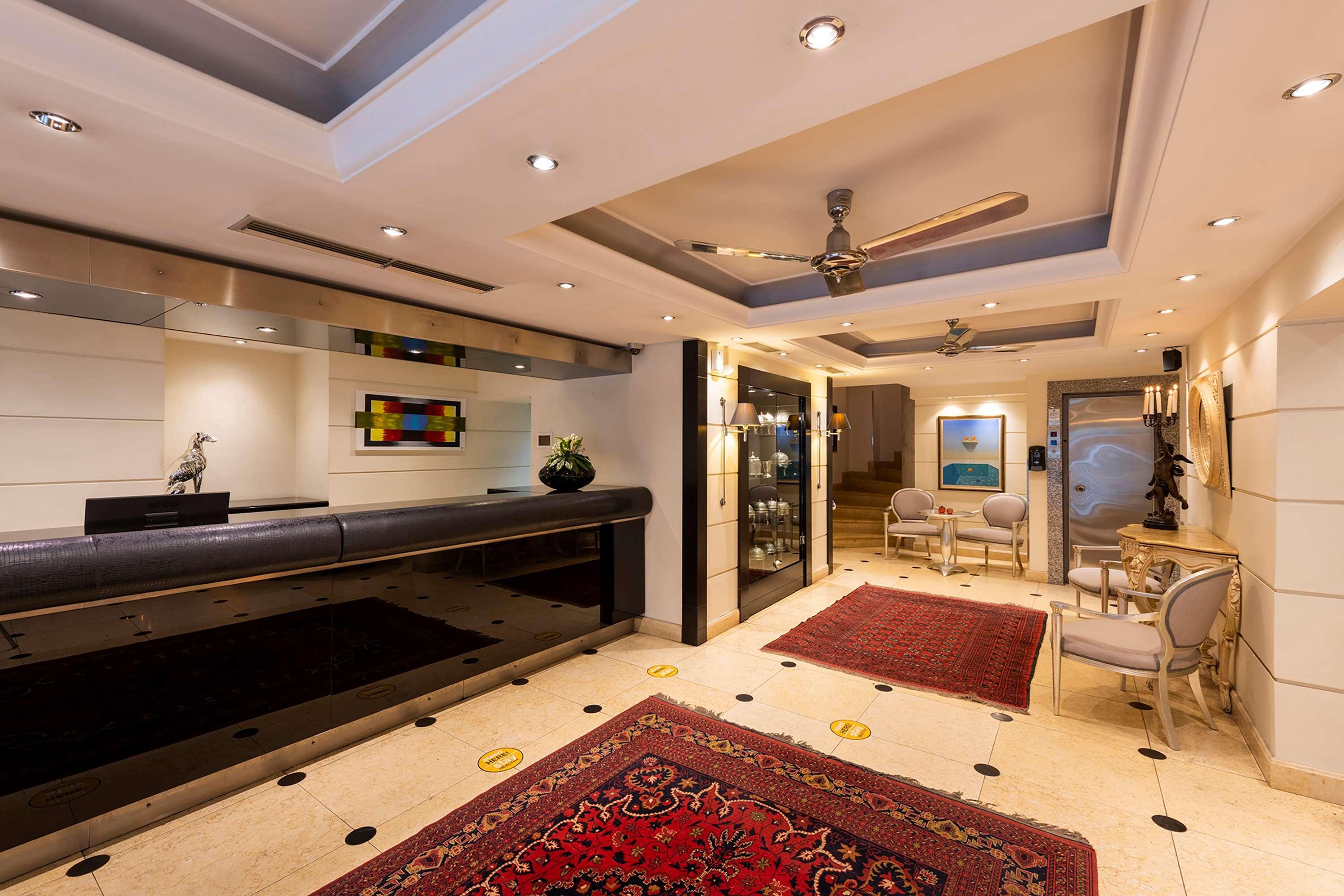 Western Embassy 4*